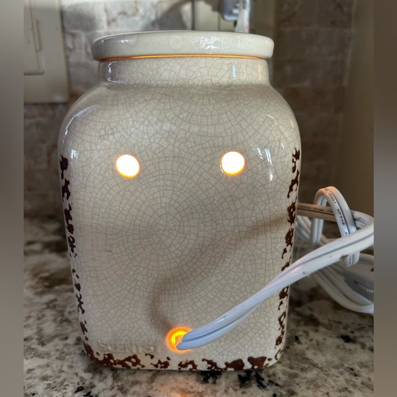 Scentsy Sunflower Warmer 🌻 - Picture 3 of 5